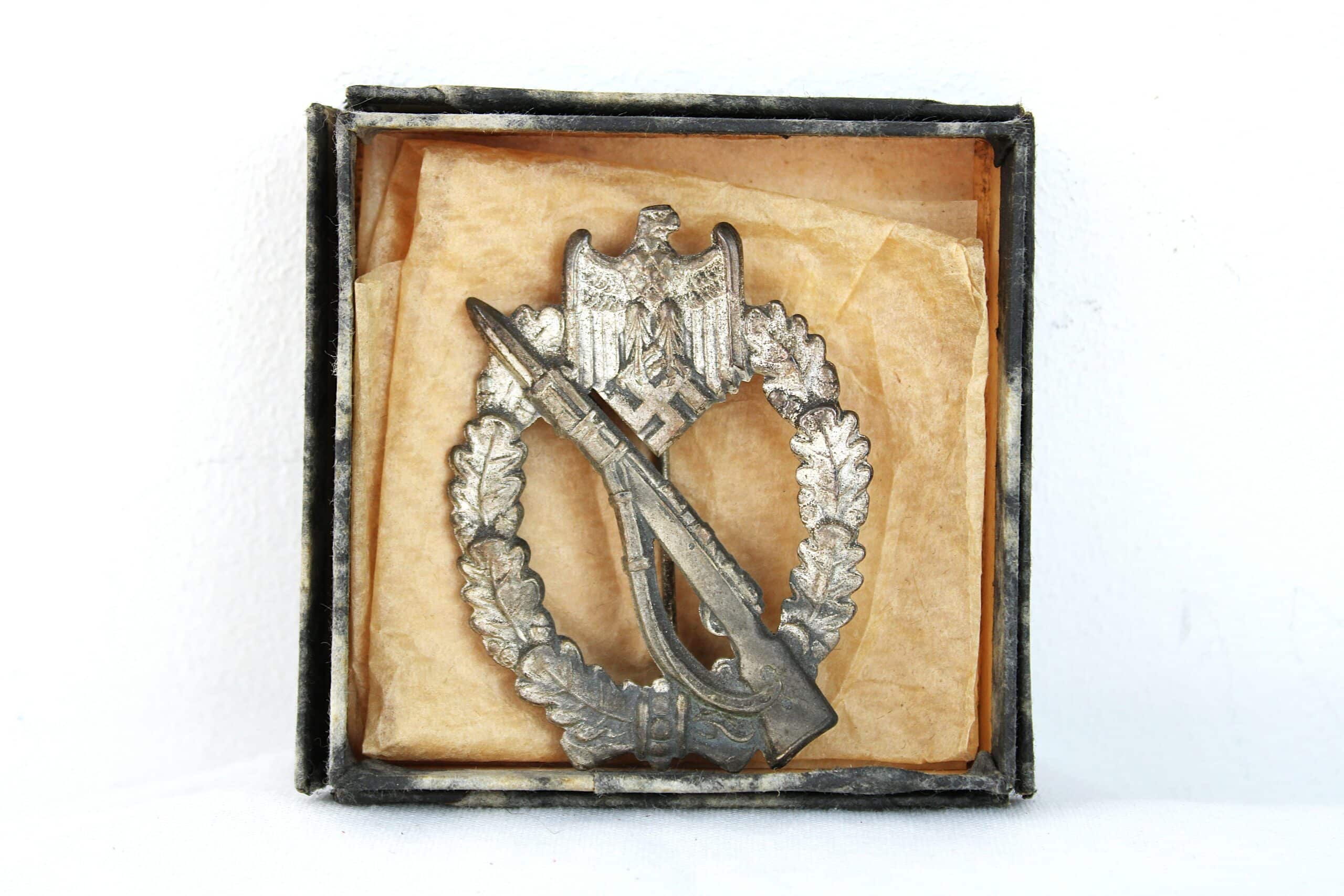 Insigne de combat d'infanterie argent 