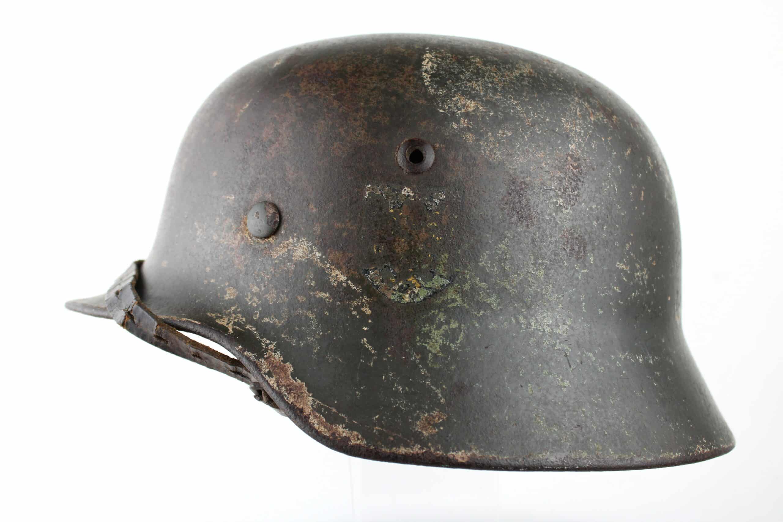 Casque Kriegsmarine M35 complet et reste de camouflage Tortue Kustenartillerie