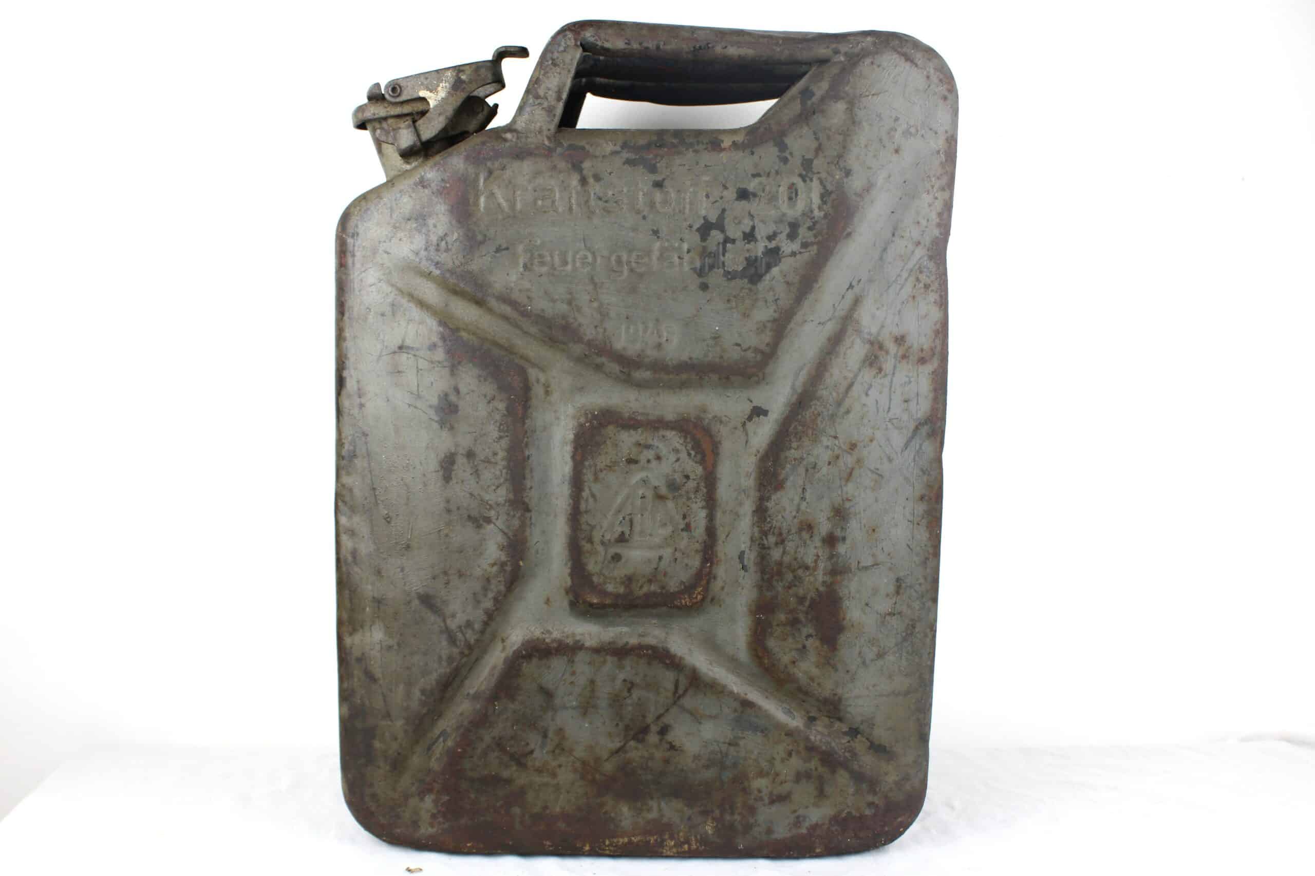 Jerrycan allemand peint gris Kriegsmarine