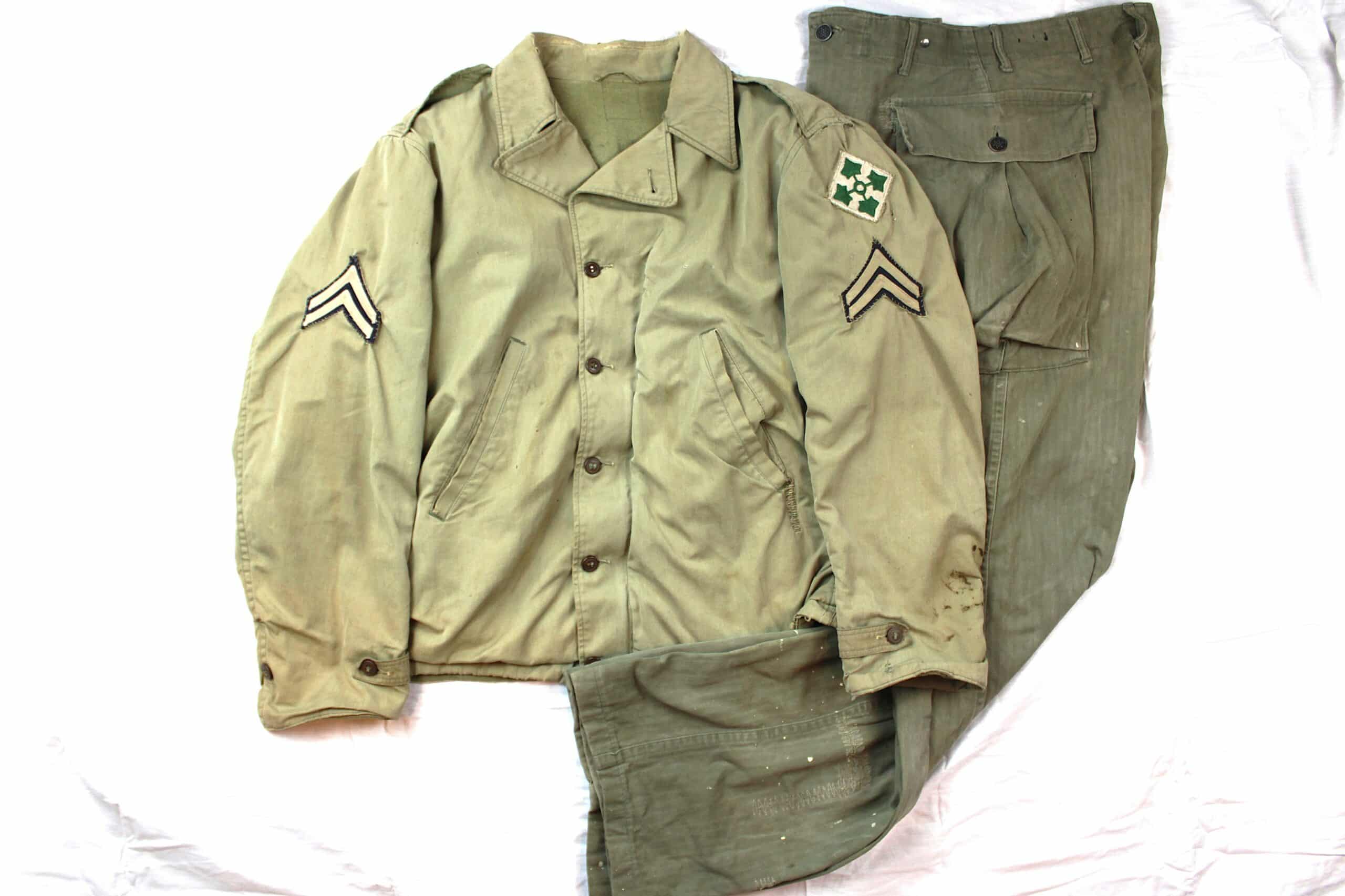 Ensemble 4th Infantry Division Fieldjacket et pantalon HBT terrain